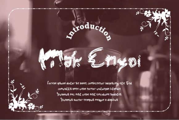 Mak Enyoi: A Unique Script Font for Web Design